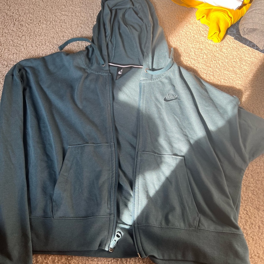 blue mid crop zip up